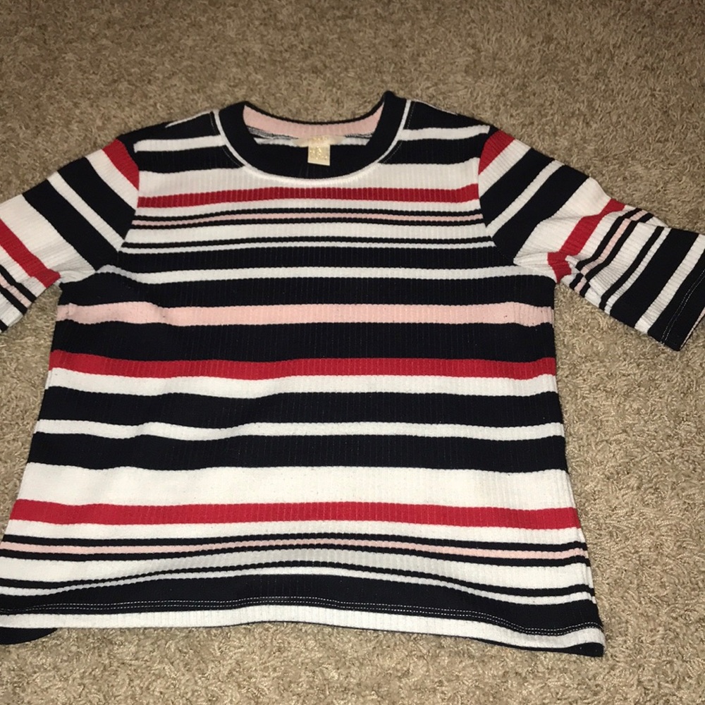 A forever 21 sweater